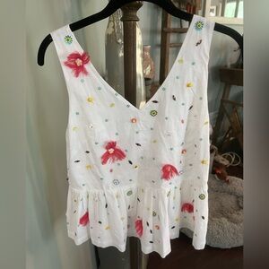 NWT Crown & Ivy size XS white sleeveless top
